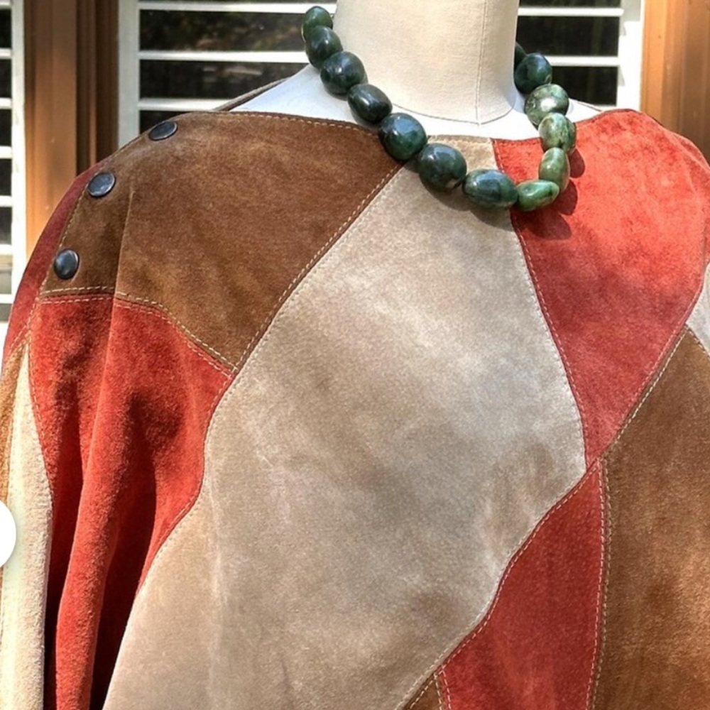 Colorblock Suede Patchwork Sweater - image 5